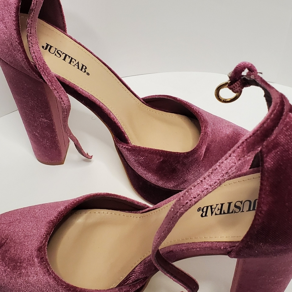 JustFab Jayla Pump in Mauve Pink